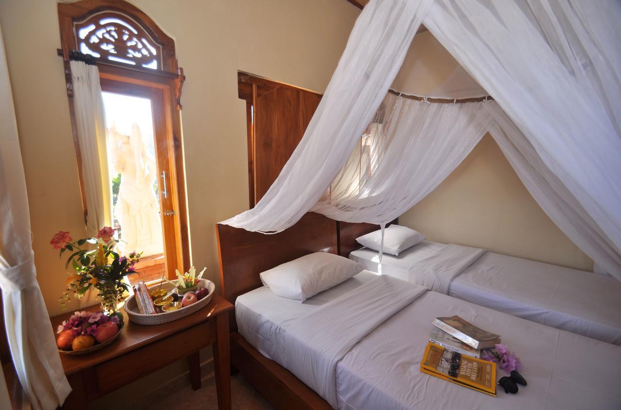 Meme Surung Guesthouse Munduk Exterior foto