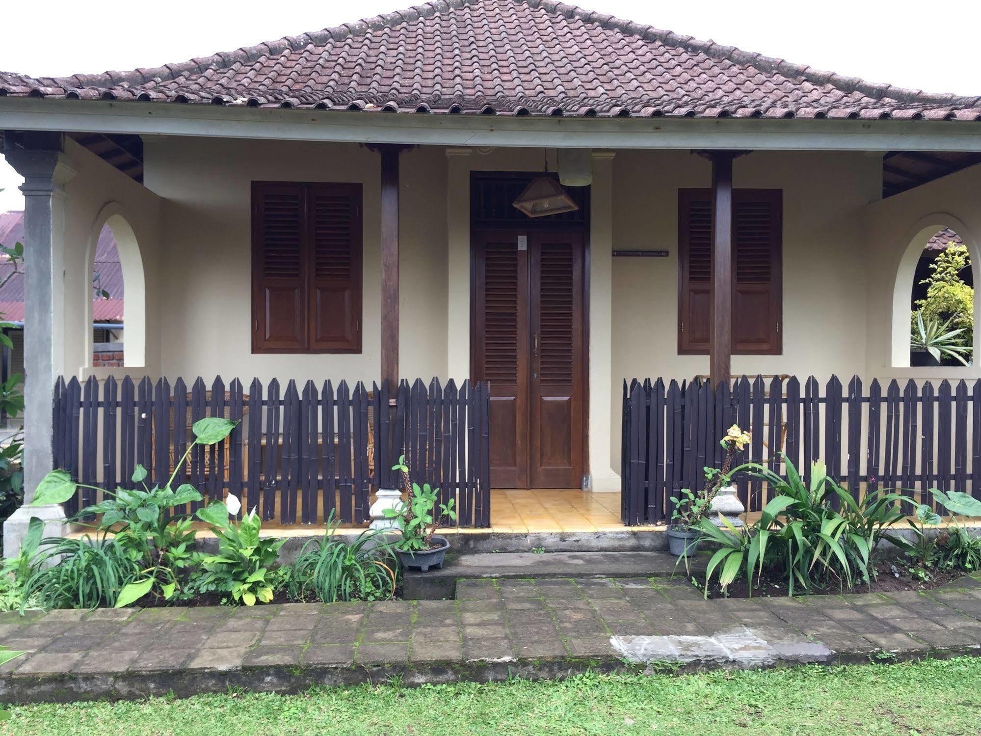 Meme Surung Guesthouse Munduk Exterior foto